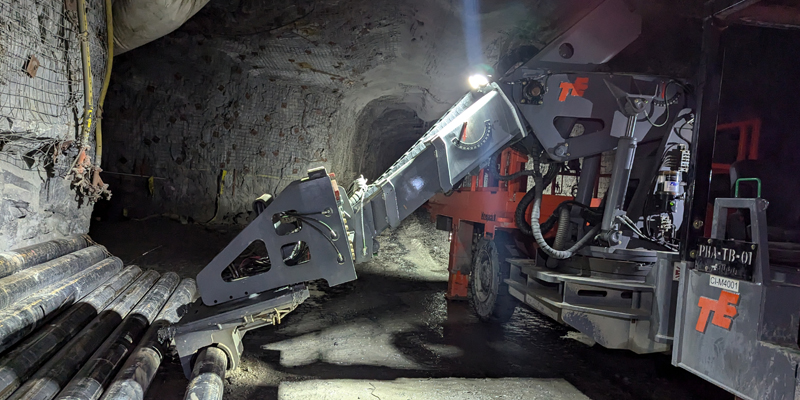 5-in-1 M40 Minejack Multi-Unit